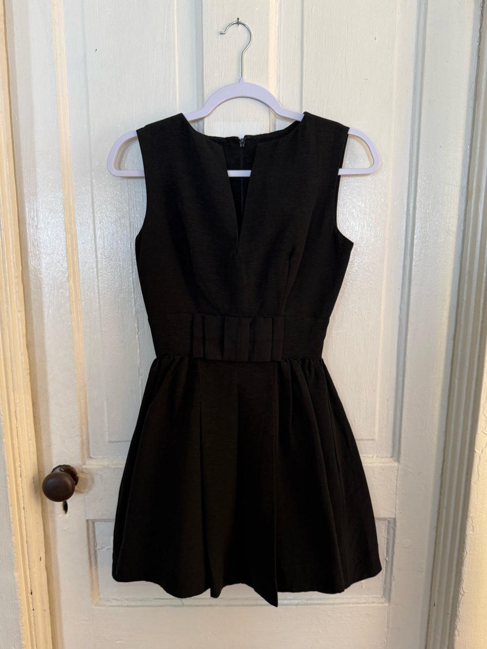 Candice Quinn Bitsy Belle Black Notched V-Neck A-Line Mini Dress Size 2 NWT - Picture 5 of 16